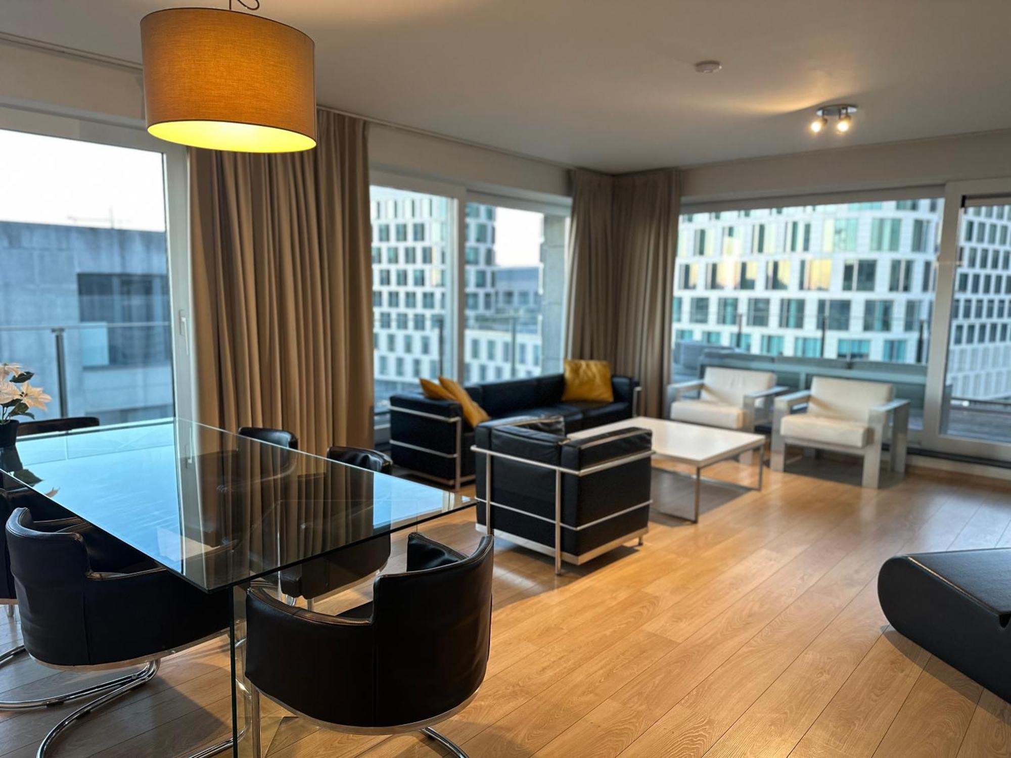Apartment With Stunning View In City Center ブリュッセル エクステリア 写真